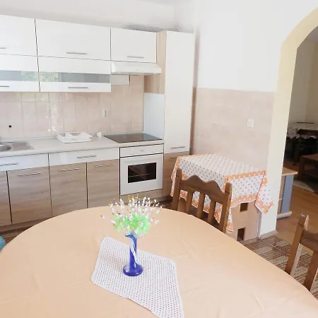 Apartment In Medulin/Istrien 8993 *